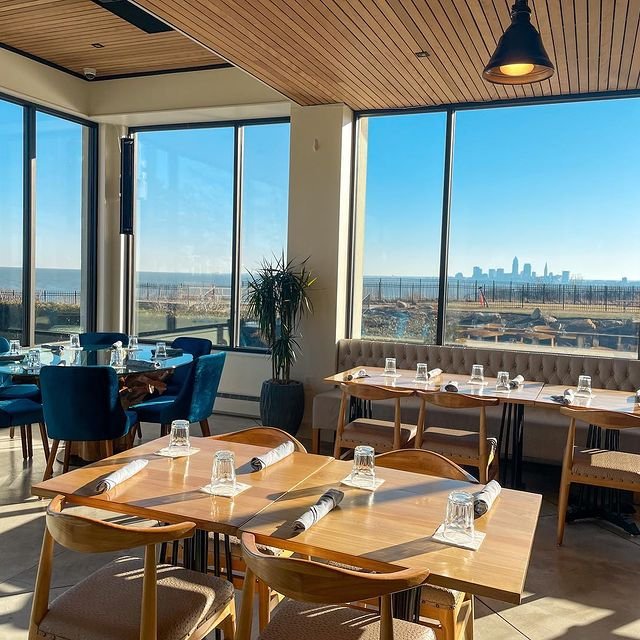 Summer Place dining room